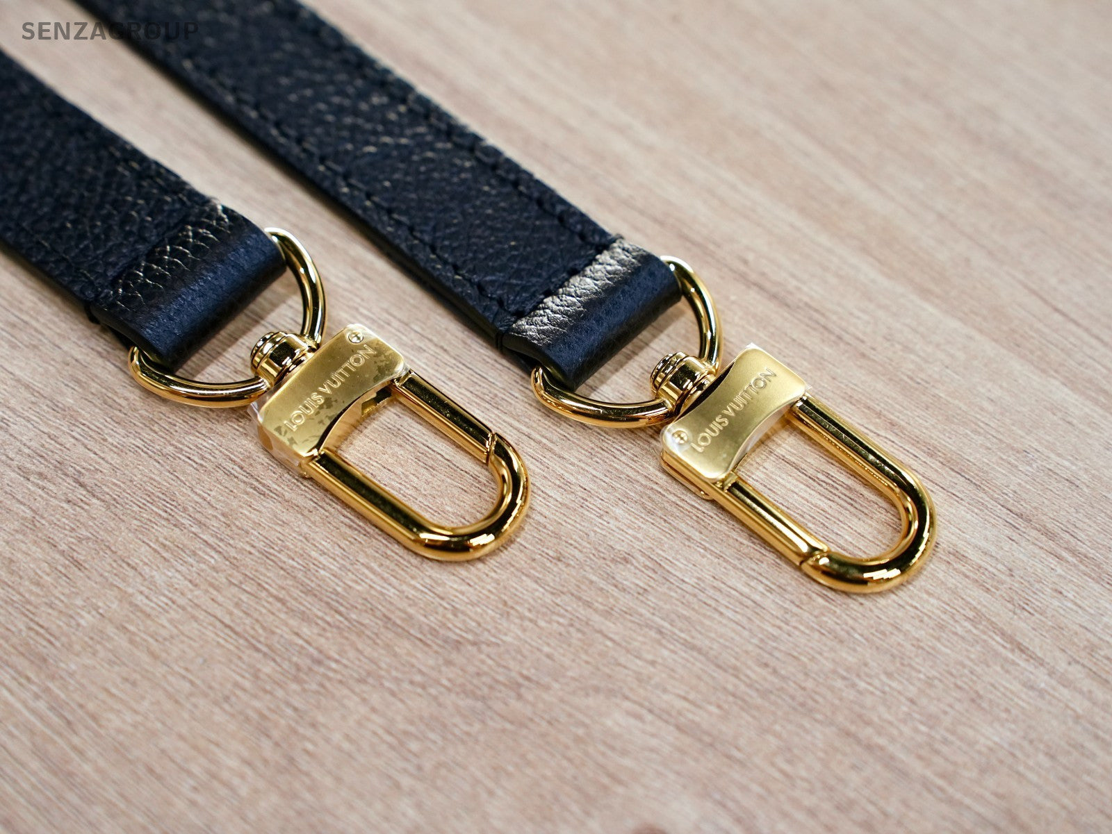 LOUIS VUITTON black Monogram Empriente ON THE GO PM almost brand new