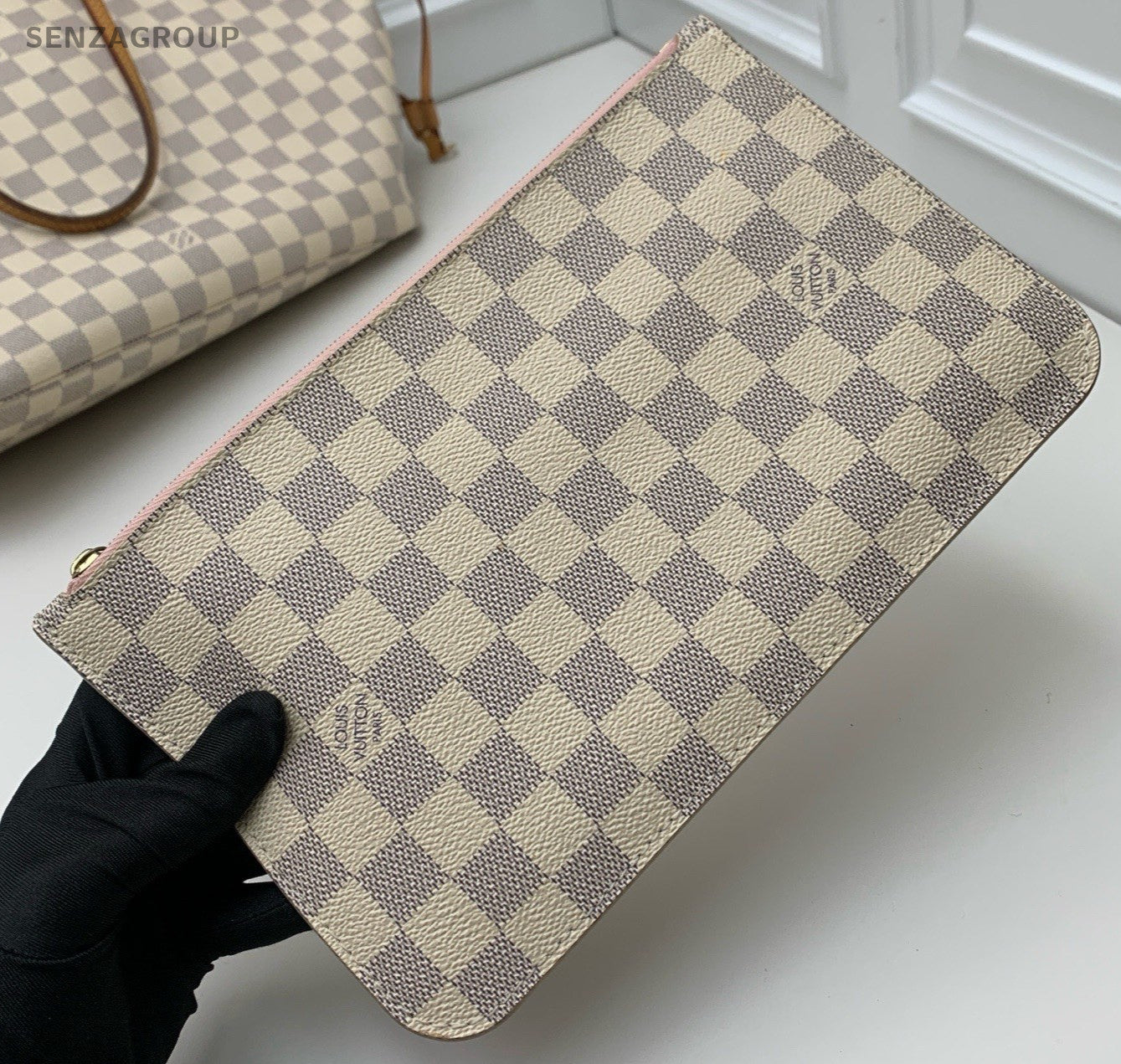 Louis Vuitton Neverfull MM Damier Shoulder Bag White Pink Gold Women Classic