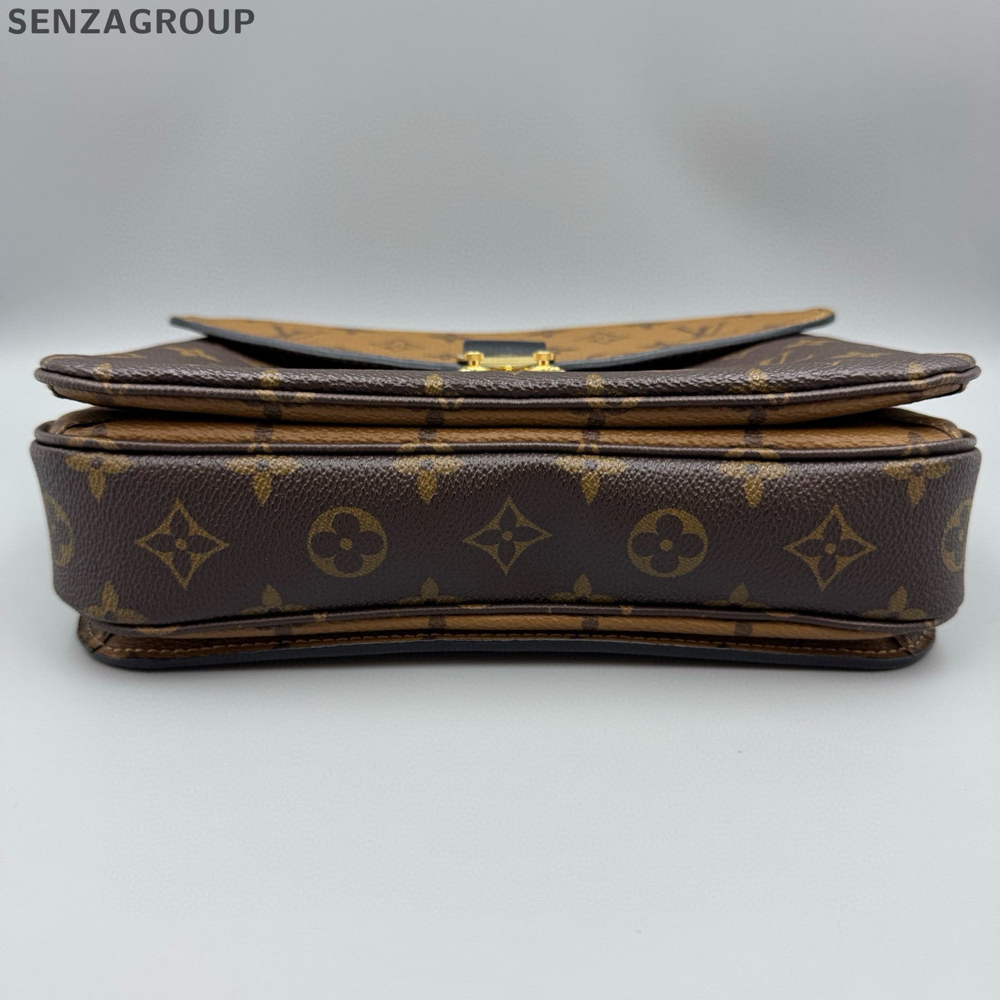 Louis Vuitton Monogram Pochette Metis Crossbody Bag - Classic Women's