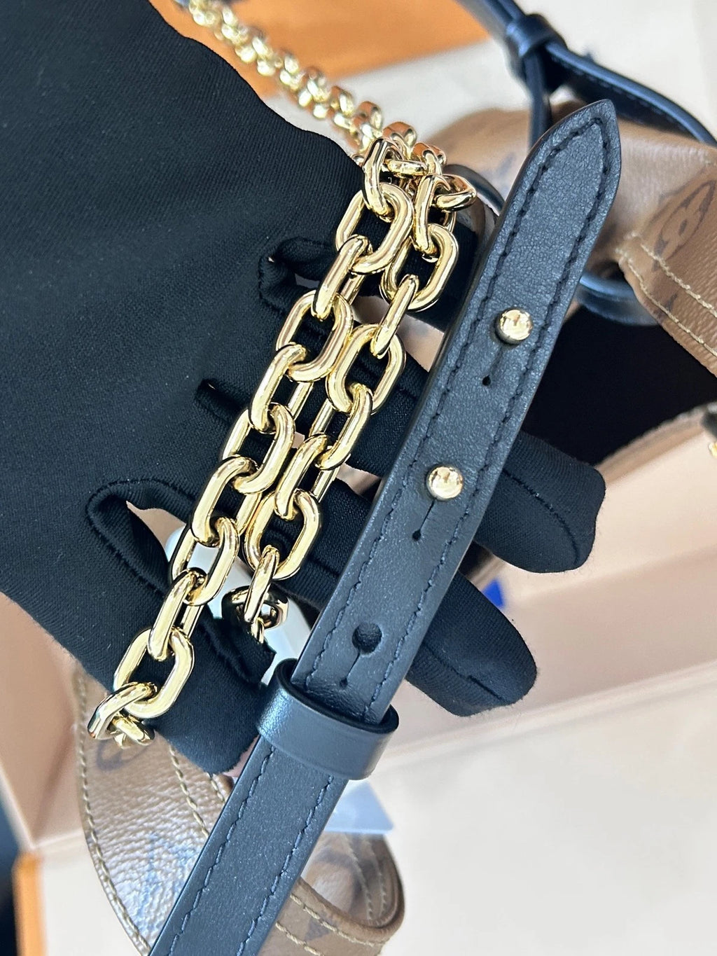 Louis Vuitton Monogram Canvas Bucket Bag For Women