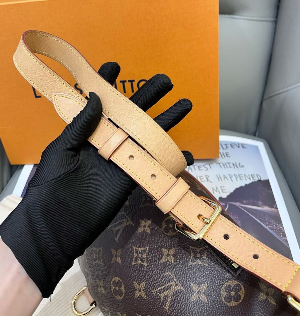 Louis Vuitton Bumbag Monogram Shoulder Bag Crossbody Brown Gold Unisex Adults