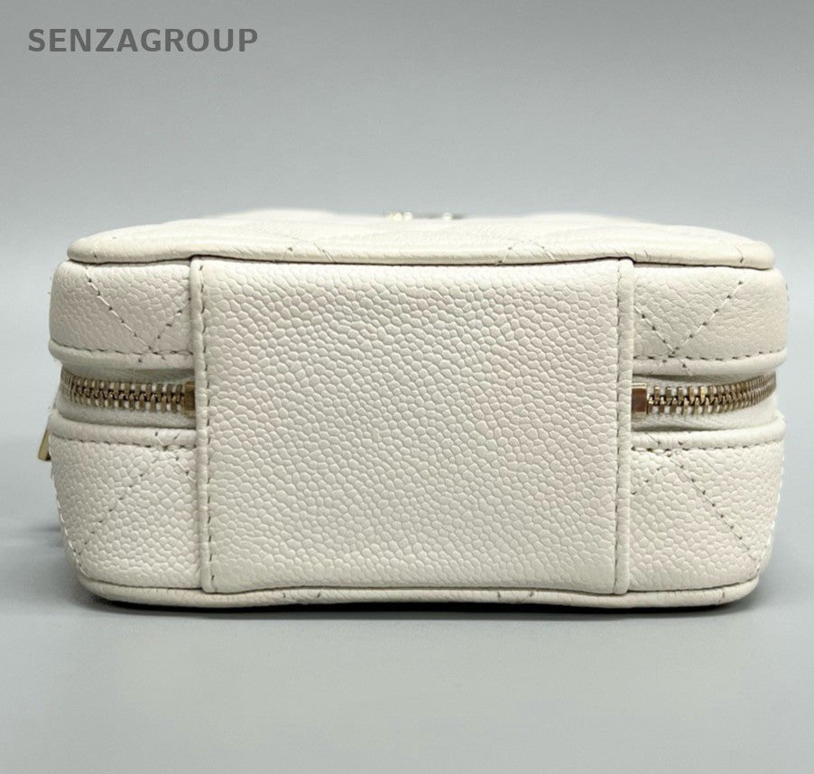 Chanel 22P Diamond Calfskin Chain Shoulder Bag Crossbody White Women Classic