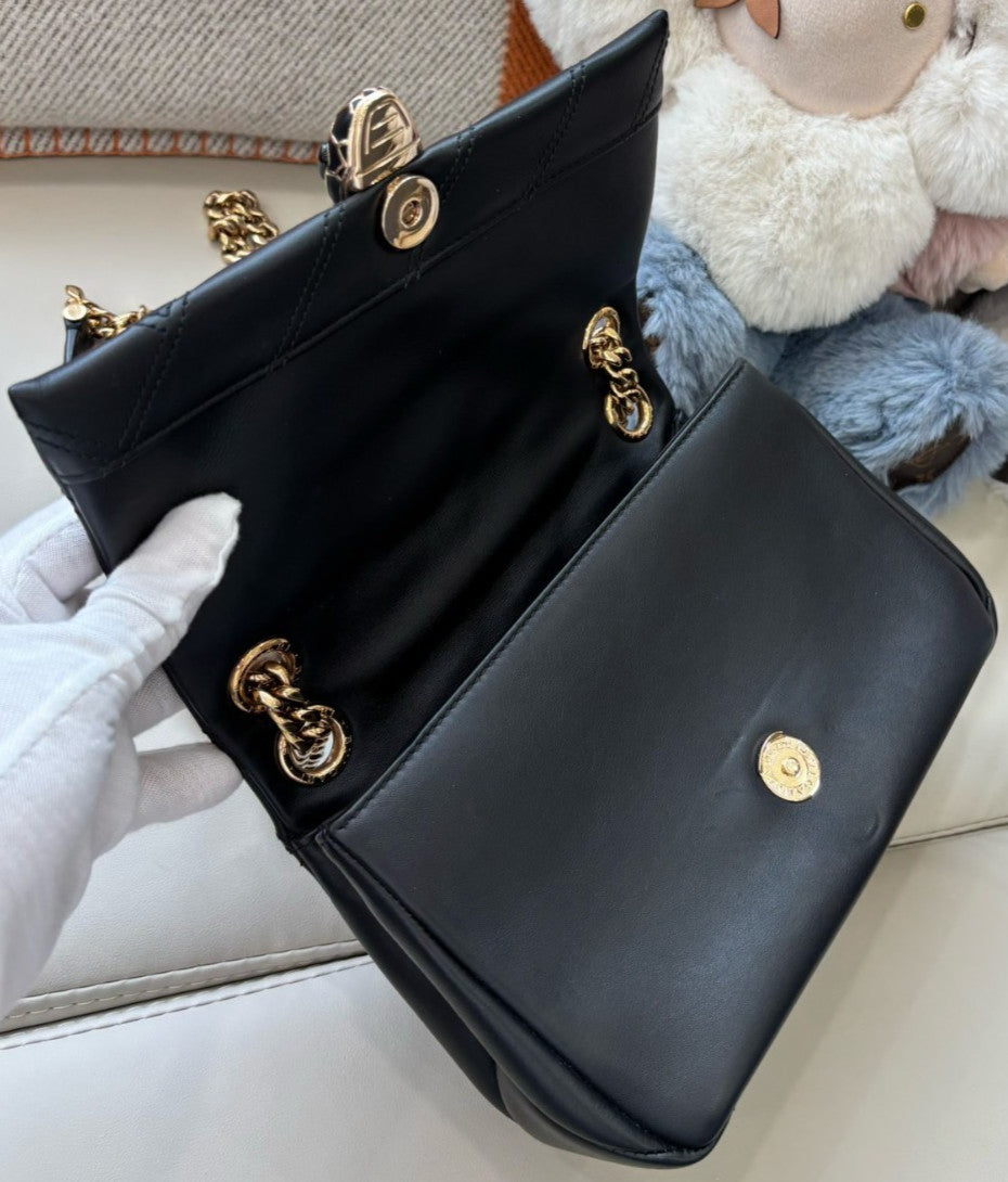 Bvlgari Classic Serpenti Head Chain Shoulder bag  Almost Brand NEW Black Gold