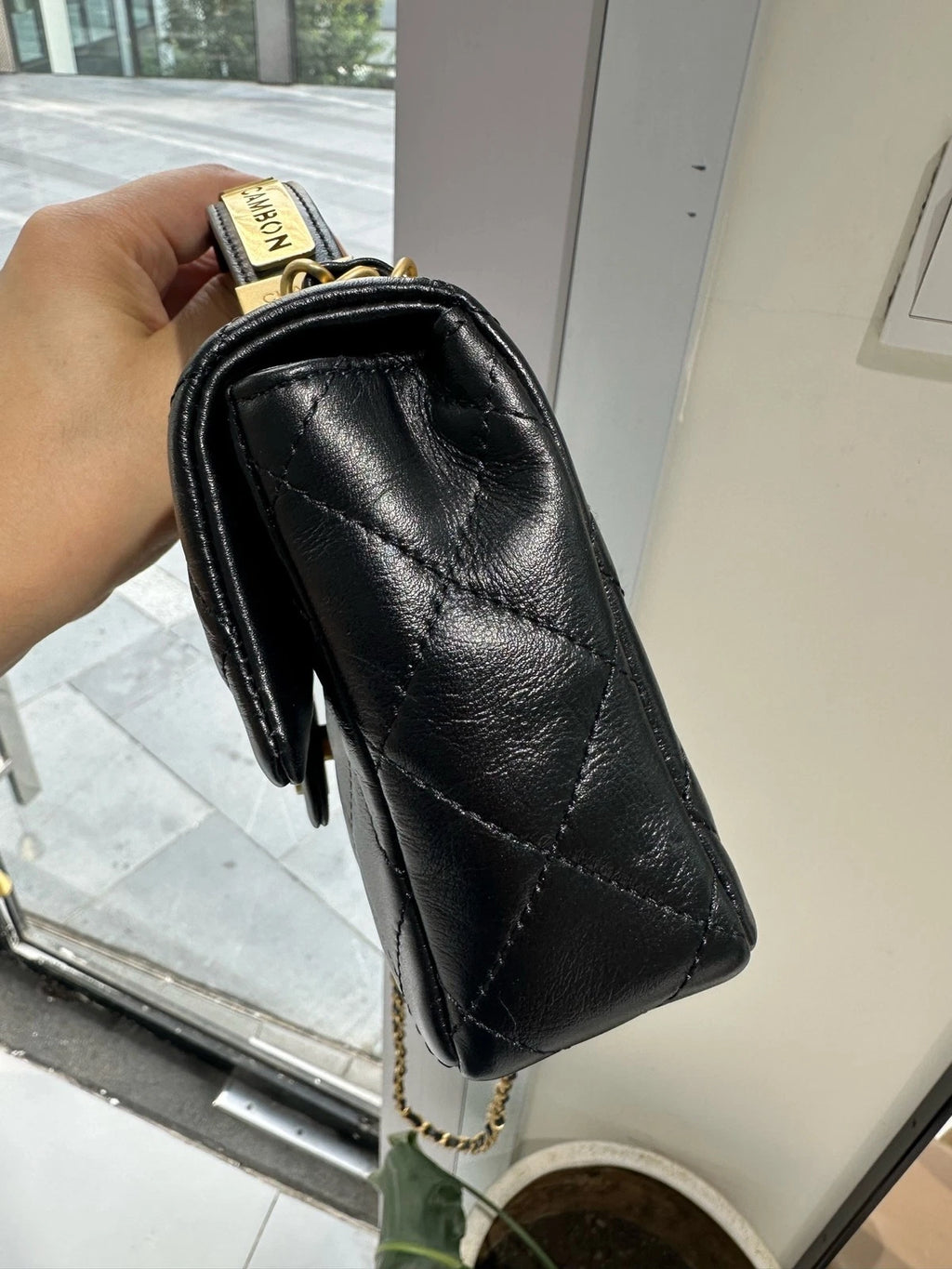 CHANEL Black Gold Top Handle Chain Bag For Women