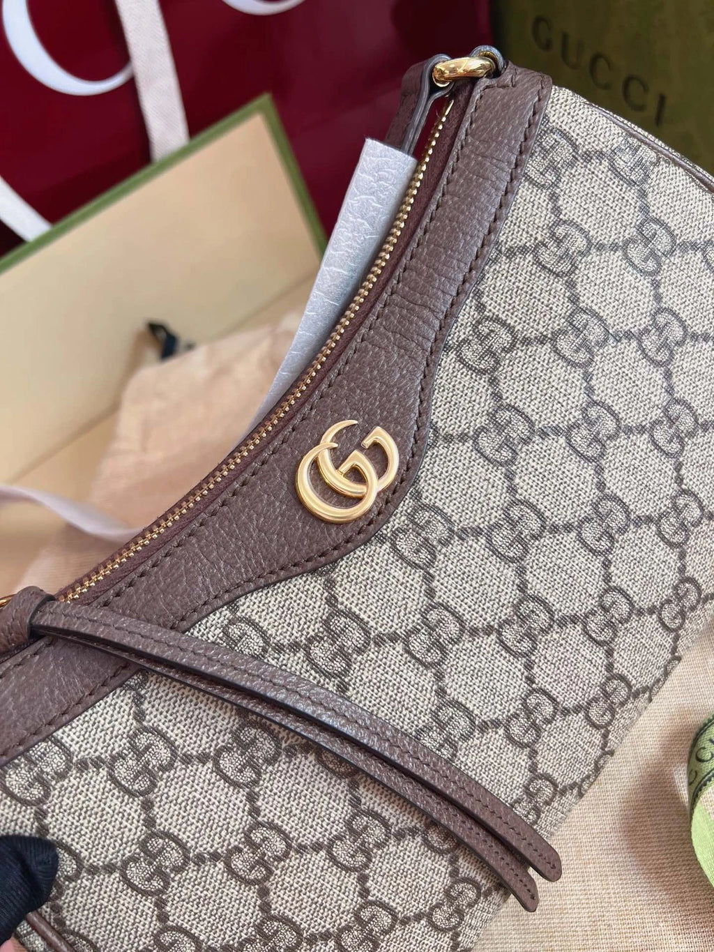 New Gucci GG Canvas Brown Shoulder Bag Gold Hardware