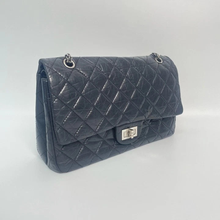 CHANEL Black Calfskin Leather 2.55 Large Chain Shoulder Crossbody Bag For Women