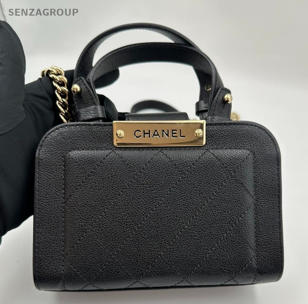 Chanel Diamond Chain Shoulder Crossbody Top Handle Bag Black Gold Women Classic