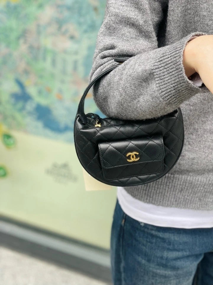 Chanel 23B Black Gold Hula Hoop Bag Grainy Leather Shoulder Bag Women