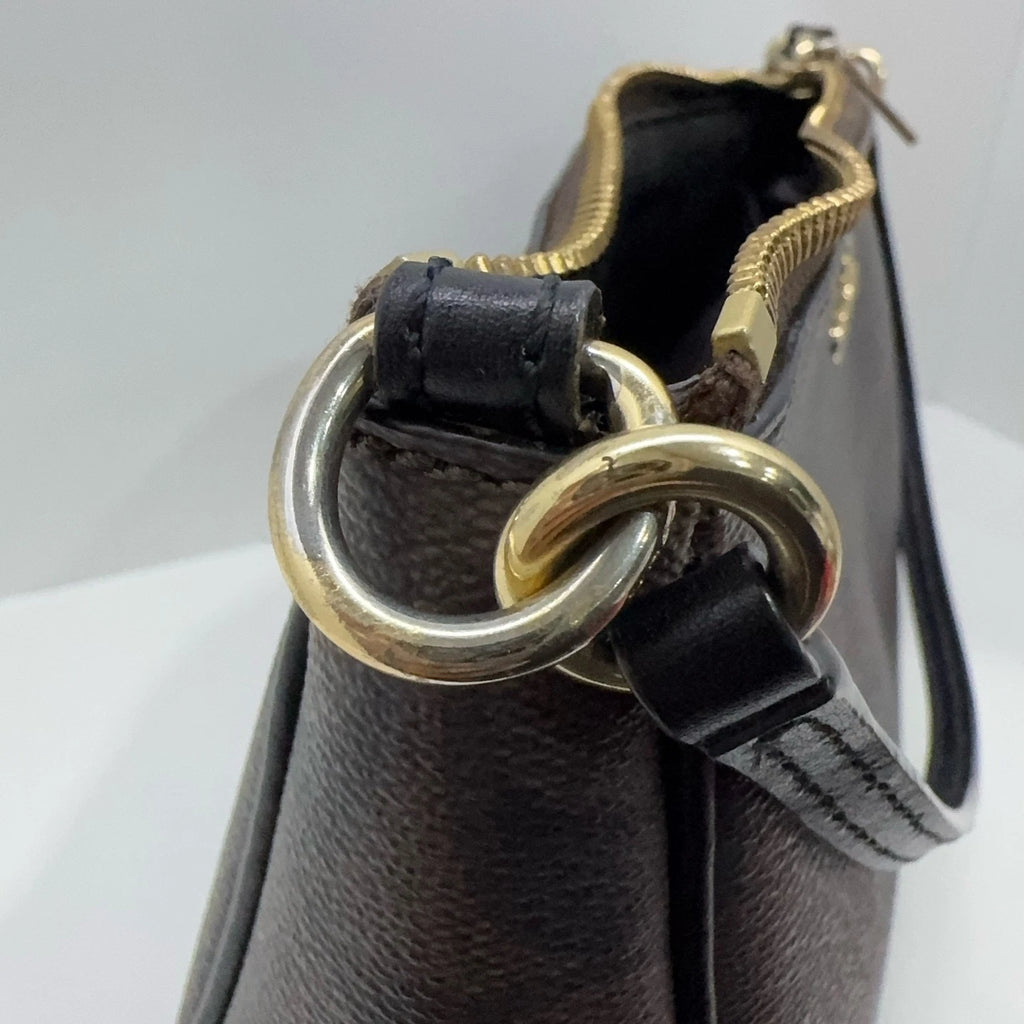 Coach 22 Classic Monogram Top Zip Shoulder Handbag For Women