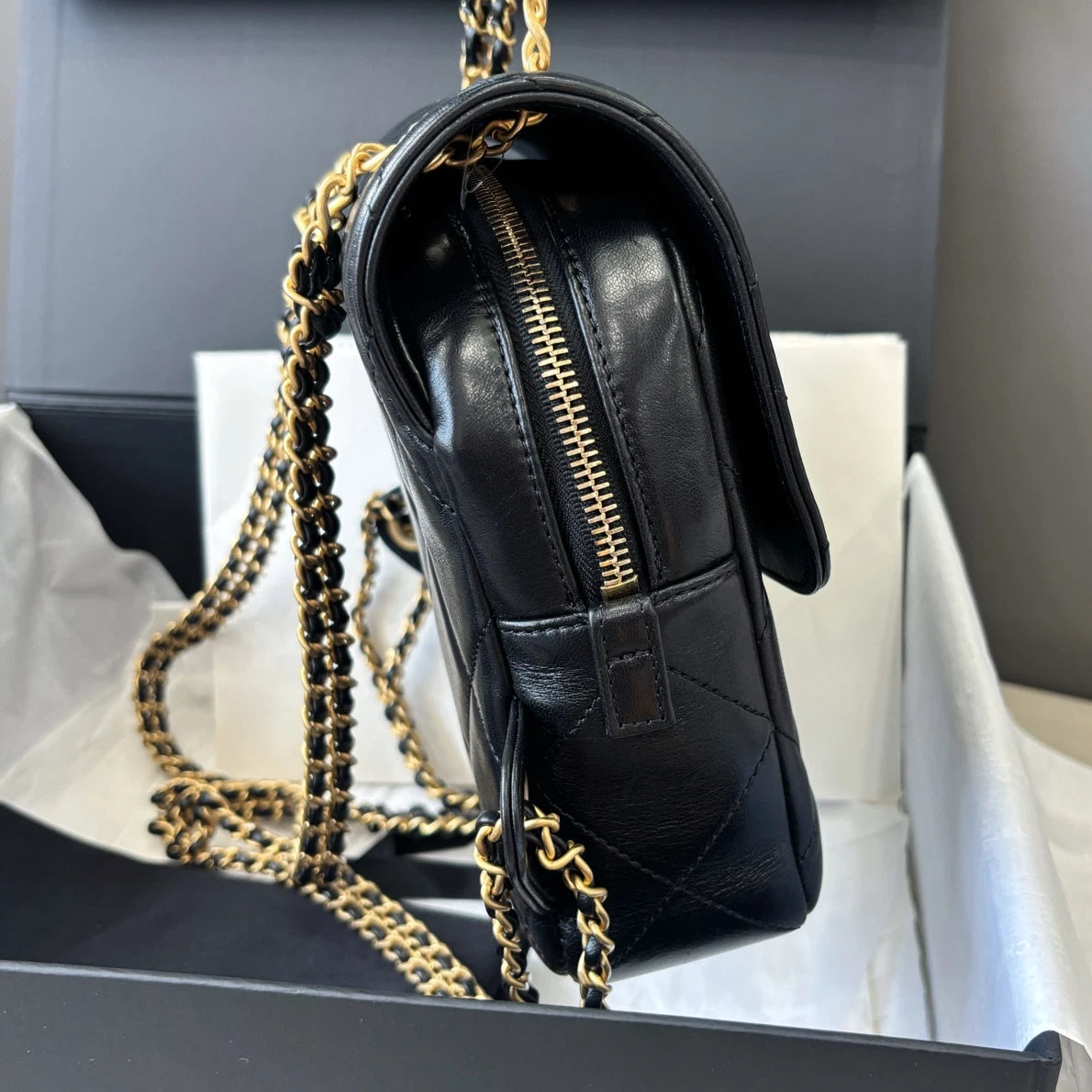 Excellent Chanel Ado Lambskin Gold Chain Black Diamond Backpack Chip Version