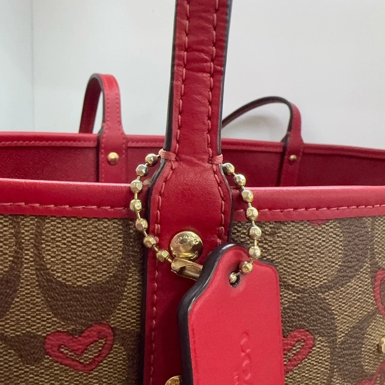 Coach City 33 Reversible Heart Print Canvas Tote Handbag For Women