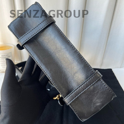 Chanel Black Gold Quilted Messenger Chain Shoulder Crossbody Bag Classic