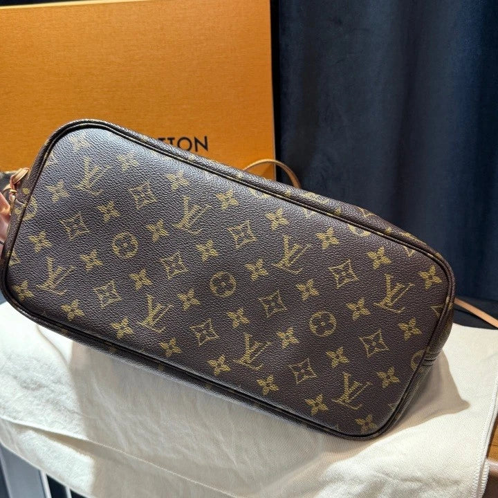 Louis Vuitton Neverfull MM Monogram Tote Shoulder Bag Brown Women D