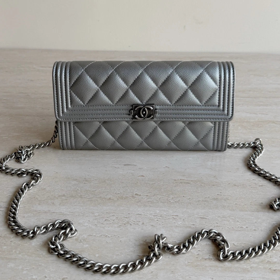 Chanel Leboy Diamond Caviar Leather Silver Wallet Chain Shoulder Bag Crossbody