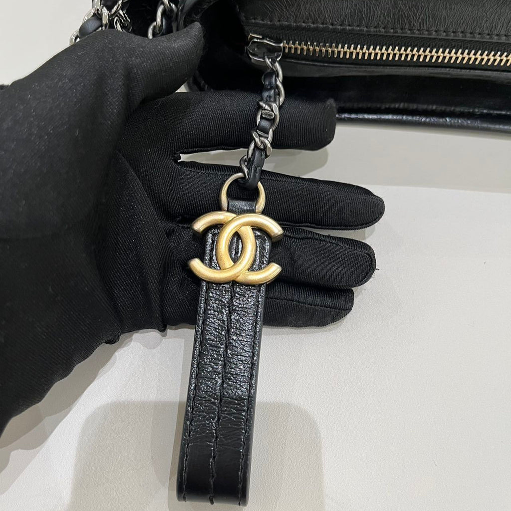 Chanel Gabrielle Medium Chevron Chain Shoulder Bag Black Gold Women's