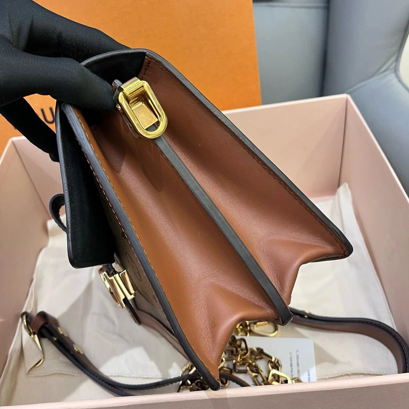 Louis Vuitton Dauphine MM Chain Shoulder Crossbody Brown Gold Women Classic