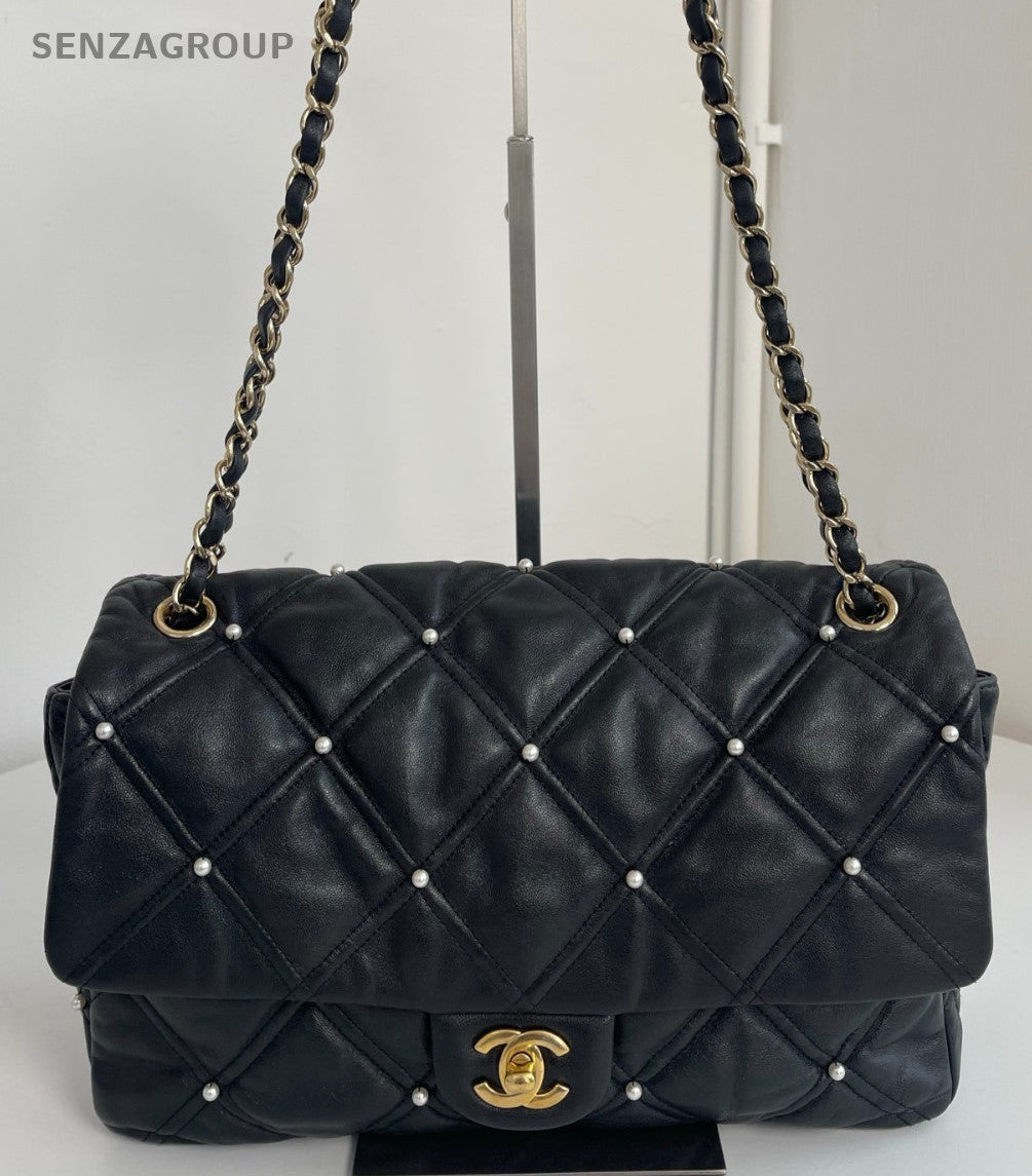 Chanel Diamond Pearl Chain Shoulder Bag Crossbody Black Gold Women Designer