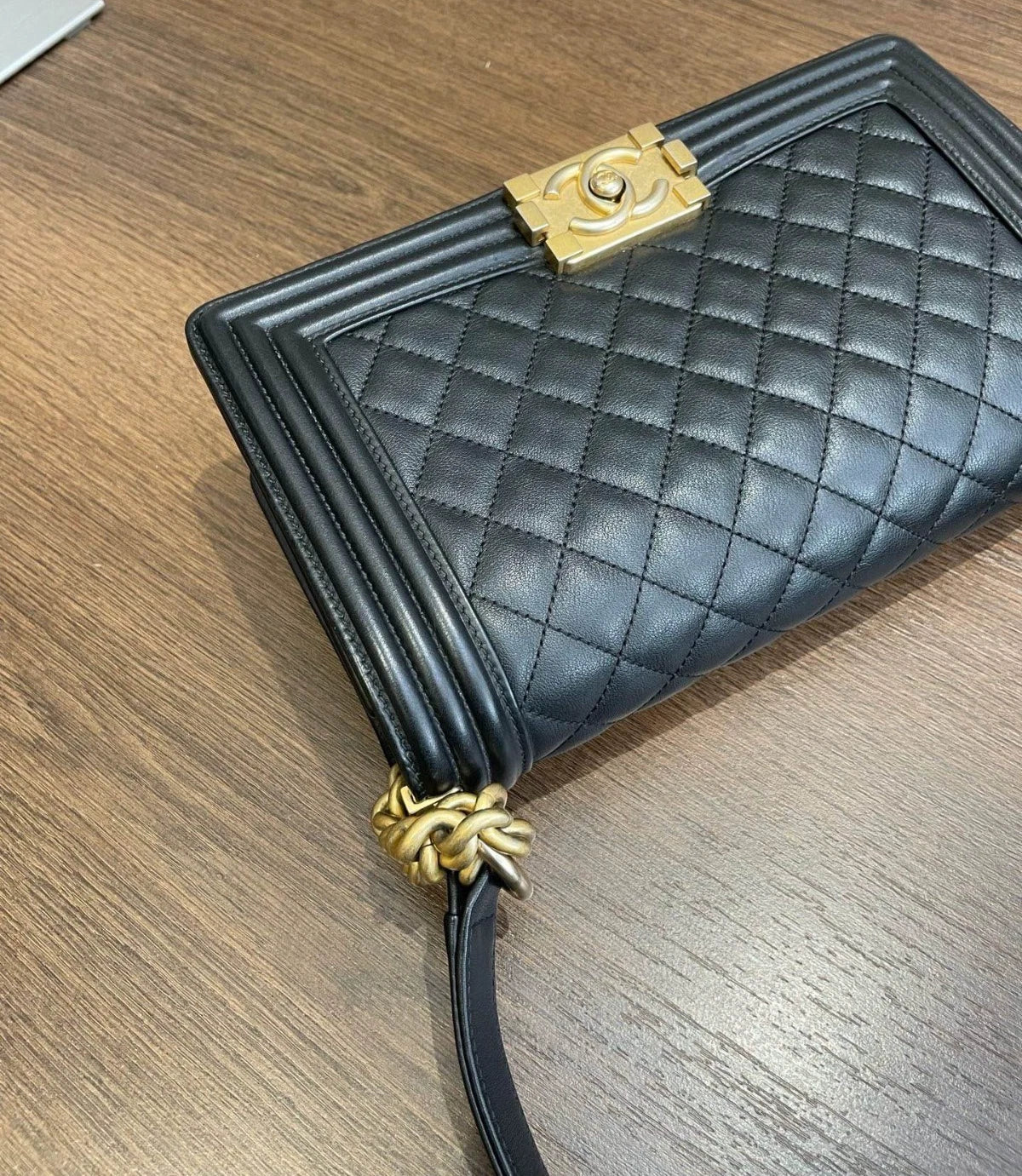 Chanel Leboy Calfskin MM Diamond Chain Shoulder Bag Crossbody Women
