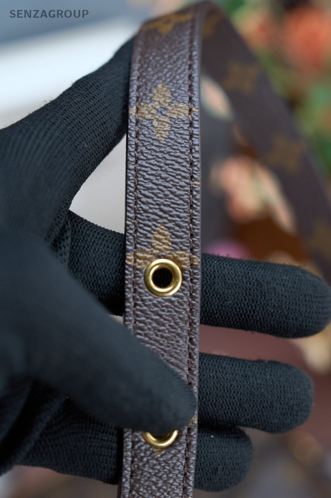Louis Vuitton Monogram Messenger Bag Shoulder Crossbody Bag Women Brown