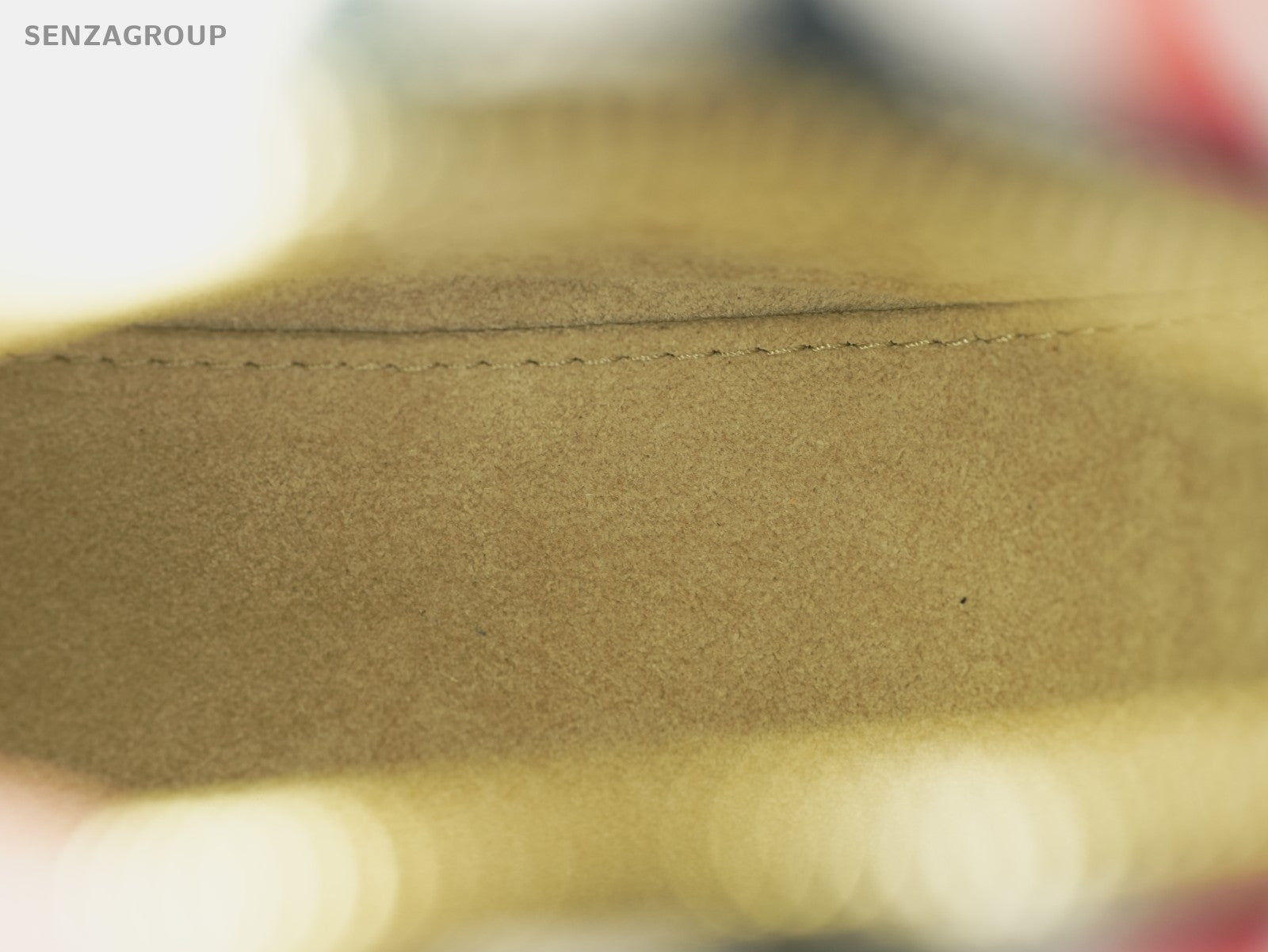 Louis Vuitton Monogram Crafty Boite Chapeau Souple Crossbody bag