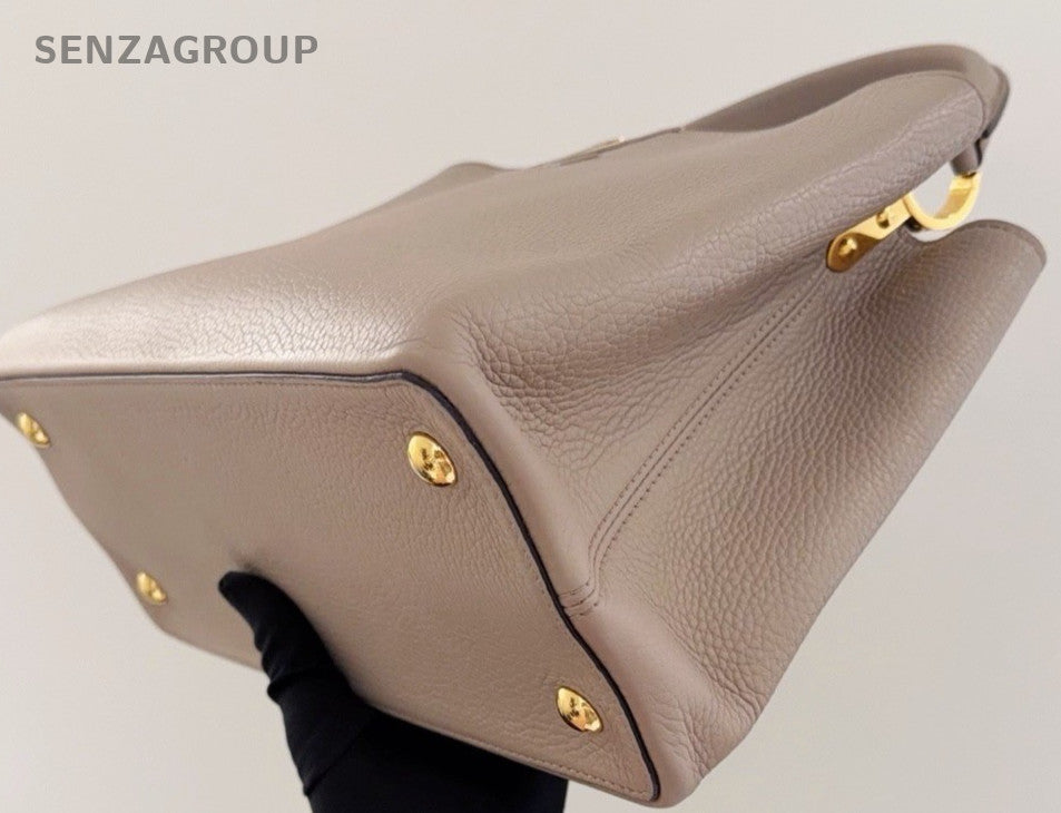 Louis Vuitton Capucines GM Top Handle Bag Gray Gold Used Women Classic Designer