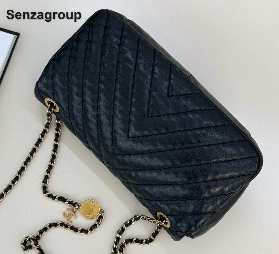 Chanel Classic Flap PM Calfskin Chain Shoulder Bag Crossbody Black Gold Women