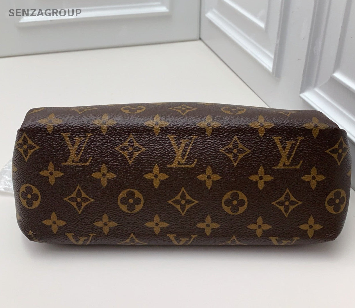 Louis Vuitton Monogram Clutch Brown Gold Unisex Adults Classic