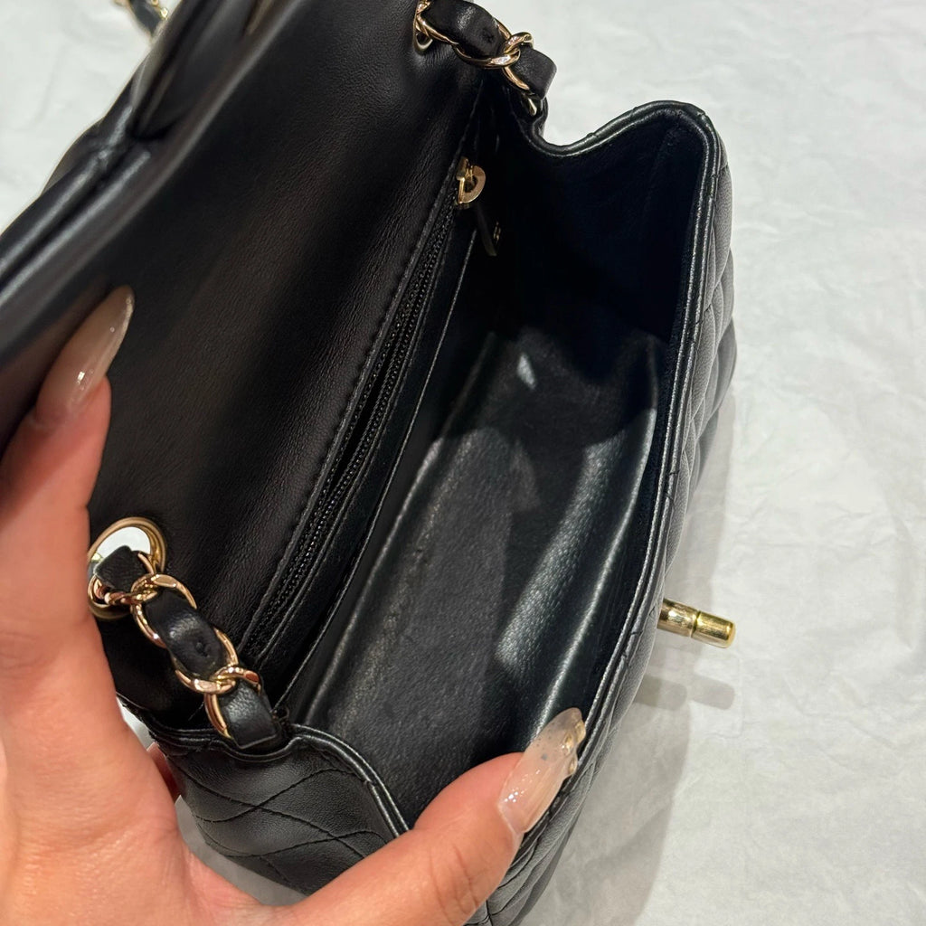 Chanel Classic Flap Chain Lambskin Shoulder Crossbody Black Gold Women Fashion