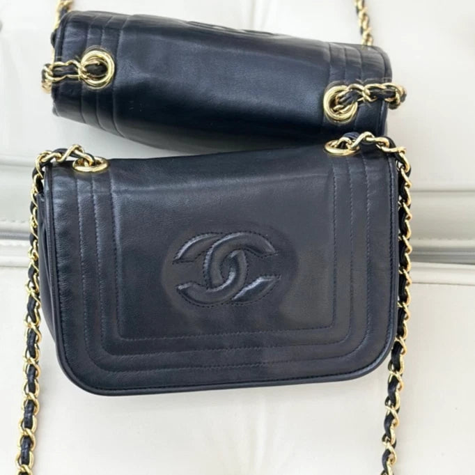 Chanel Vintage Lambskin Chain Shoulder Crossbody Bag Black Gold Women S
