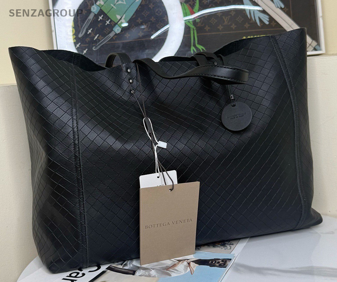 Bottega Veneta Woven Tote Handbag Black Used Women Classic Fashion