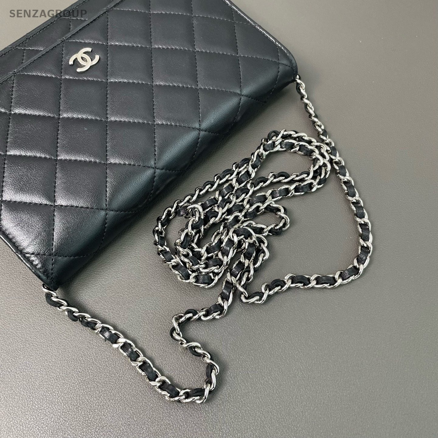 CHANEL Caviar Woc Calfskin Chain Shoulder bag Crossbody Black Silver Women