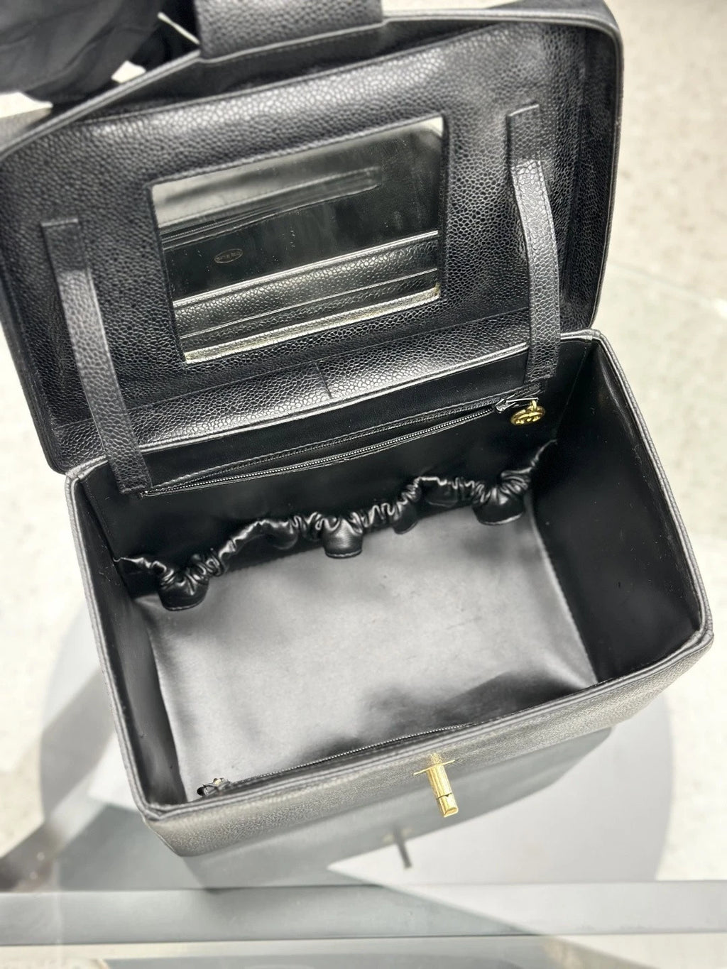 Chanel Vanity Crossbody Top Handle Excellent