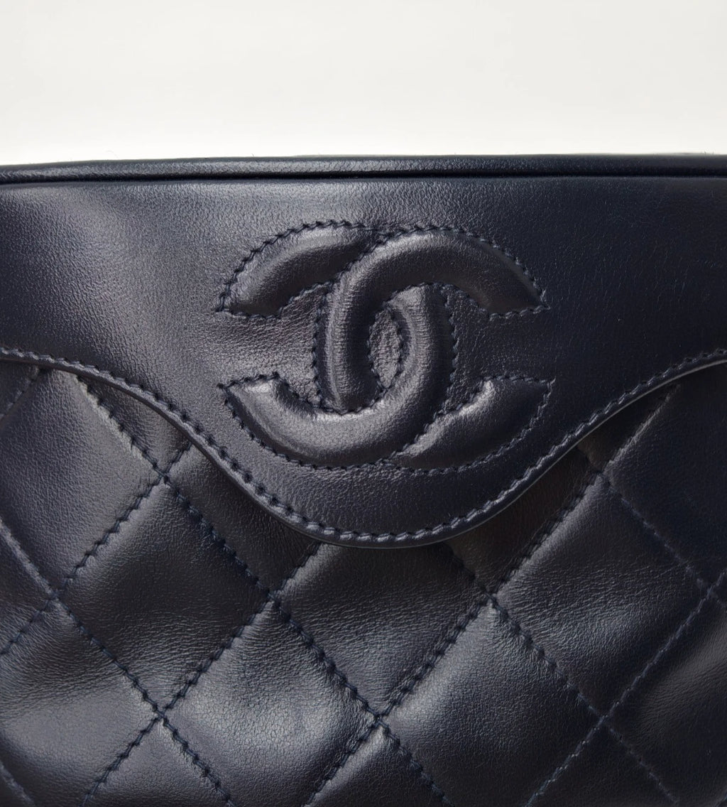 Chanel Diamond Vintage Tassel Vanity Case Shoulder Bag Crossbody Black Women