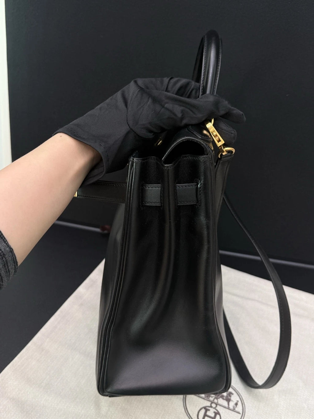 Hermes Kelly32 Box Top Handle Bag Crossbody Women Black Gold Classic Fashion