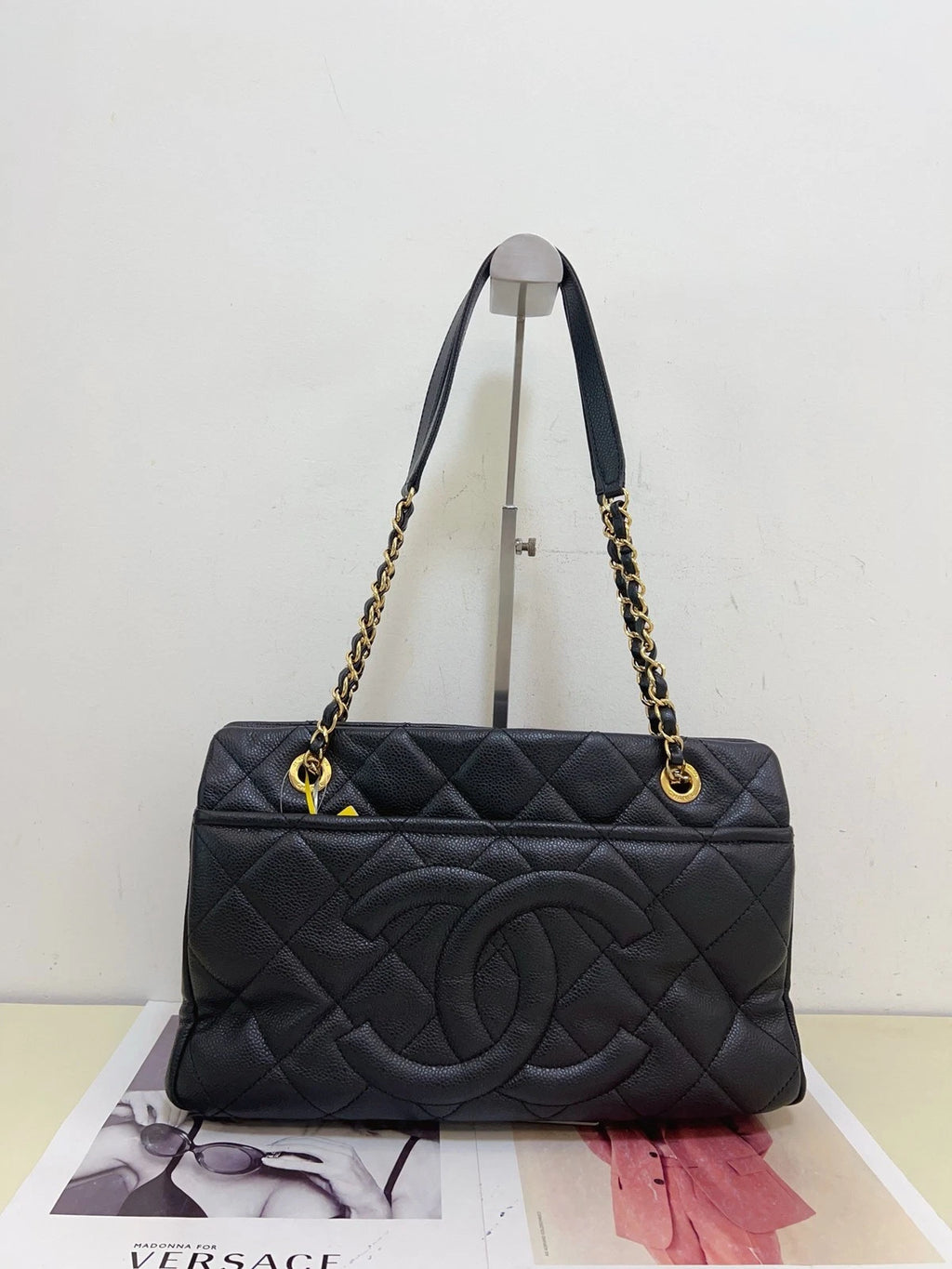 Chanel Diamond Chain Tote Shoulder Bag Black Gold Women CC Logo Classic