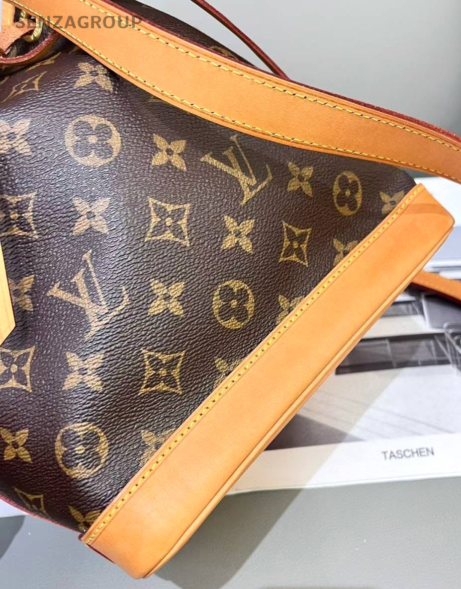 Louis Vuitton Monogram Drawstring Bucket Neonoe bb Shoulder bag Crossbody
