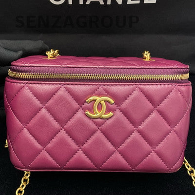 Chanel Red Quilted Heart Gemstone Chain Shoulder Crossbody Bag Gold Clasp