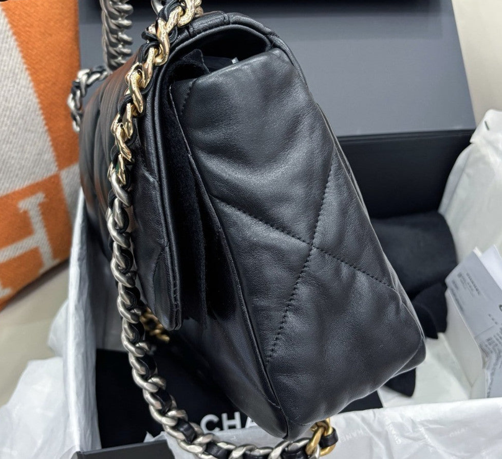 Chanel 19Bag MM Diamond Chain Shoulder Bag Black Silver Used Women Classic