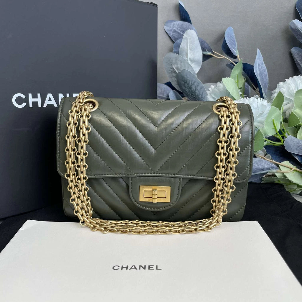 CHANEL 2.55 Mini Cuba Green Calfskin Shoulder Bag For Women