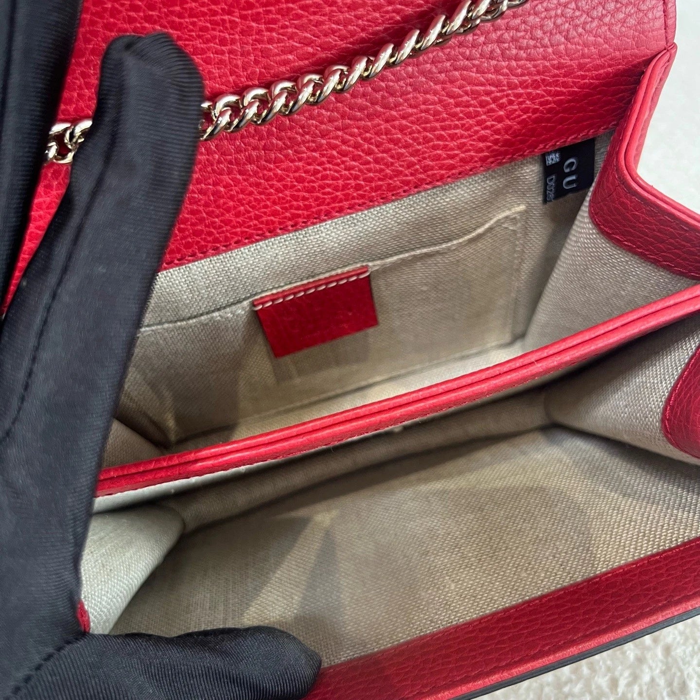Gucci Red Double G Gold Buckle Accordion Chain Shoulder Bag Women