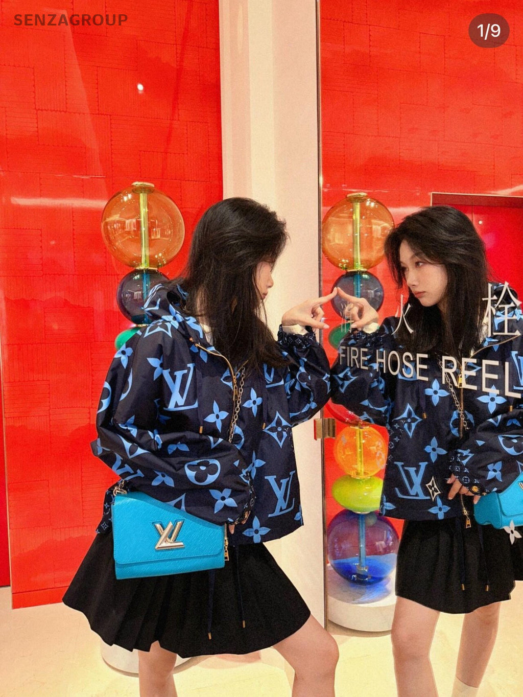 Louis Vuitton Twist Epi MM Light blue Shoulder bag Crossbody