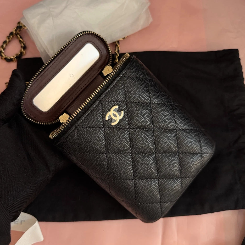 Chanel Diamond Calfskin Chain Crossbody Black Gold Used Women Classic