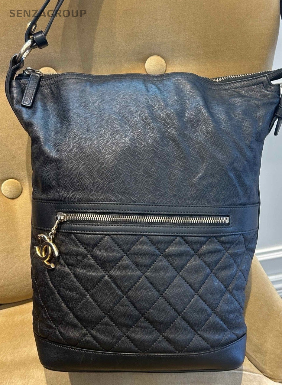 Chanel 18K Calfskin Shoulder Bag Black Gold Used Women Classic