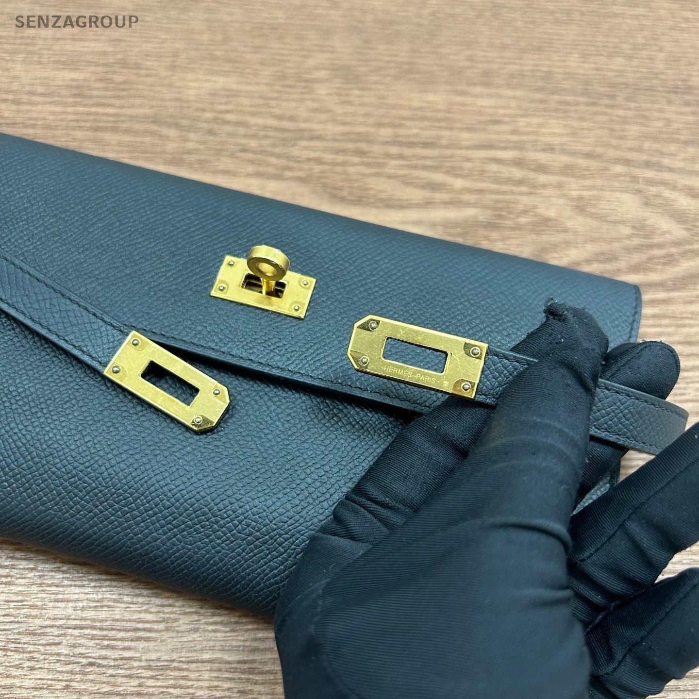 Hermes Kelly Long Wallet Black Gold Women