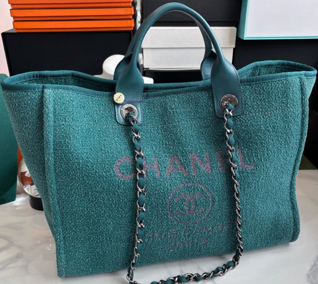 Chanel Beach Tote Top Handle Shoulder Bag Green Women Classic