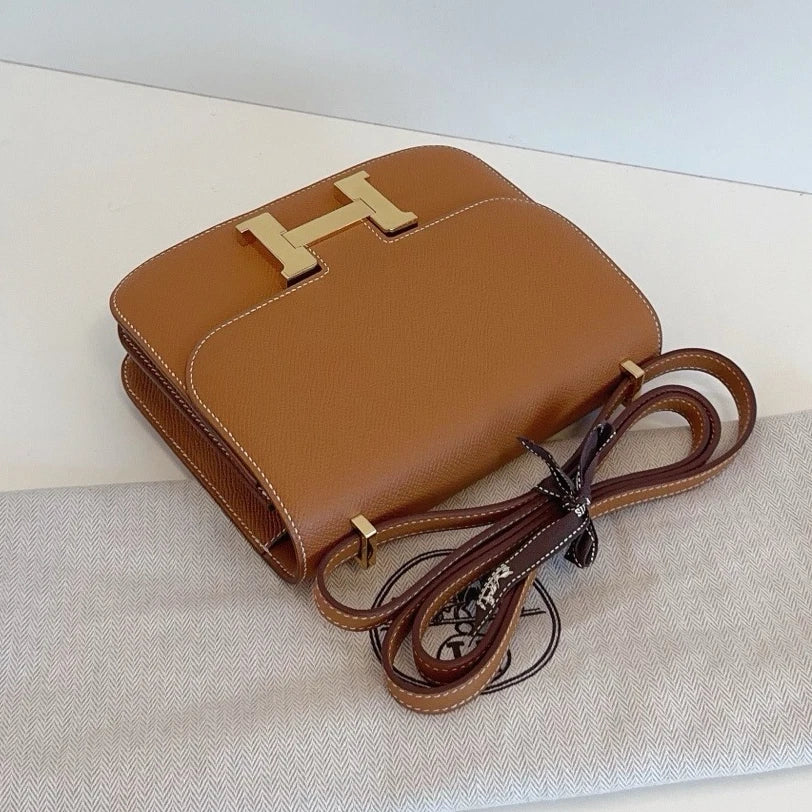 Authentic Hermes Constance19 Epsom Leather Shoulder Crossbody Silver Hardware