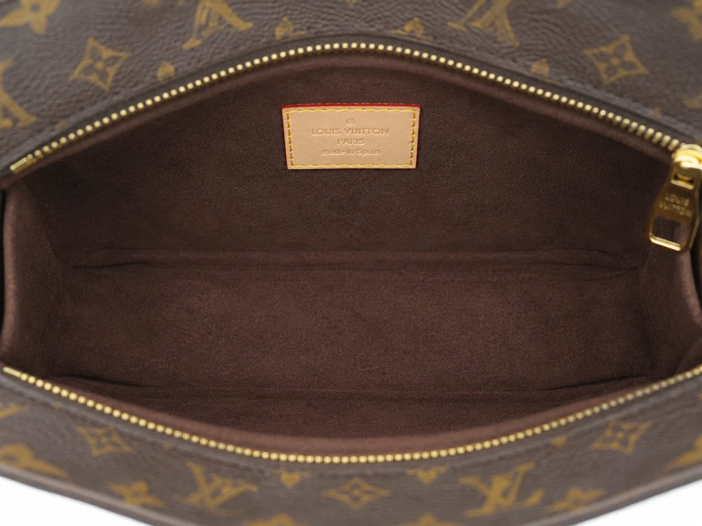 Louis Vuitton Pochette Metis East West Monogram Chain 2way Handbag Shoulder Bag