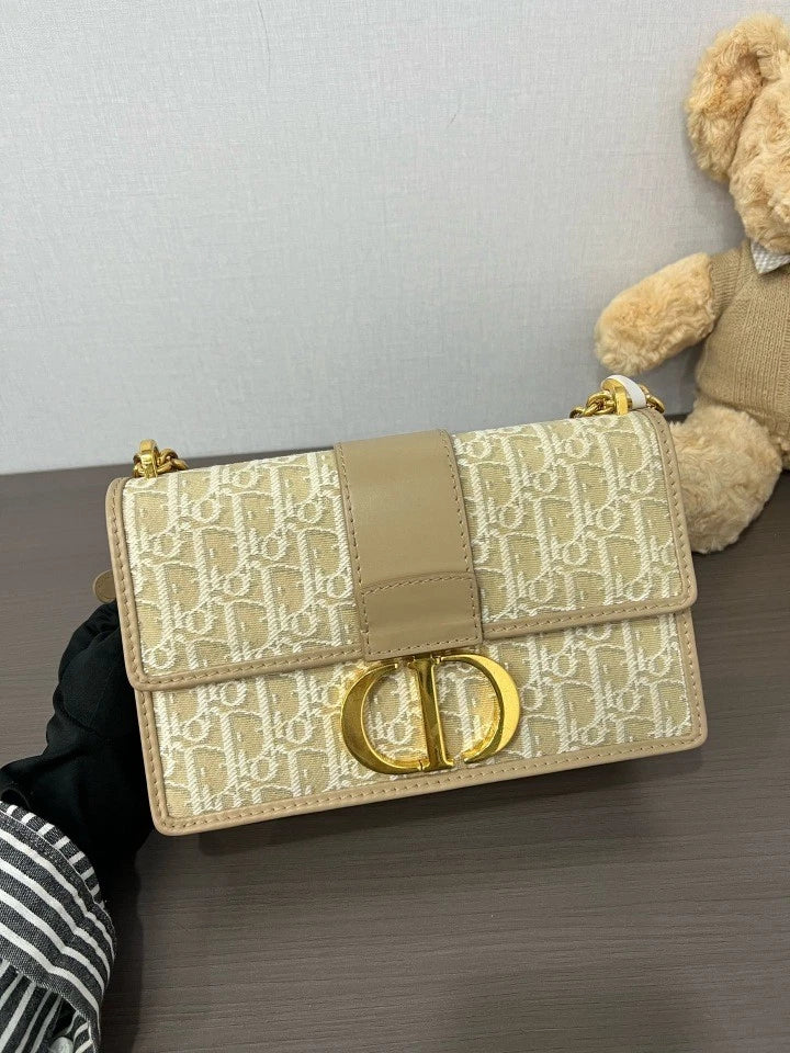 Authentic Dior Medium Montaigne30 Chain Shoulder Bag For Women