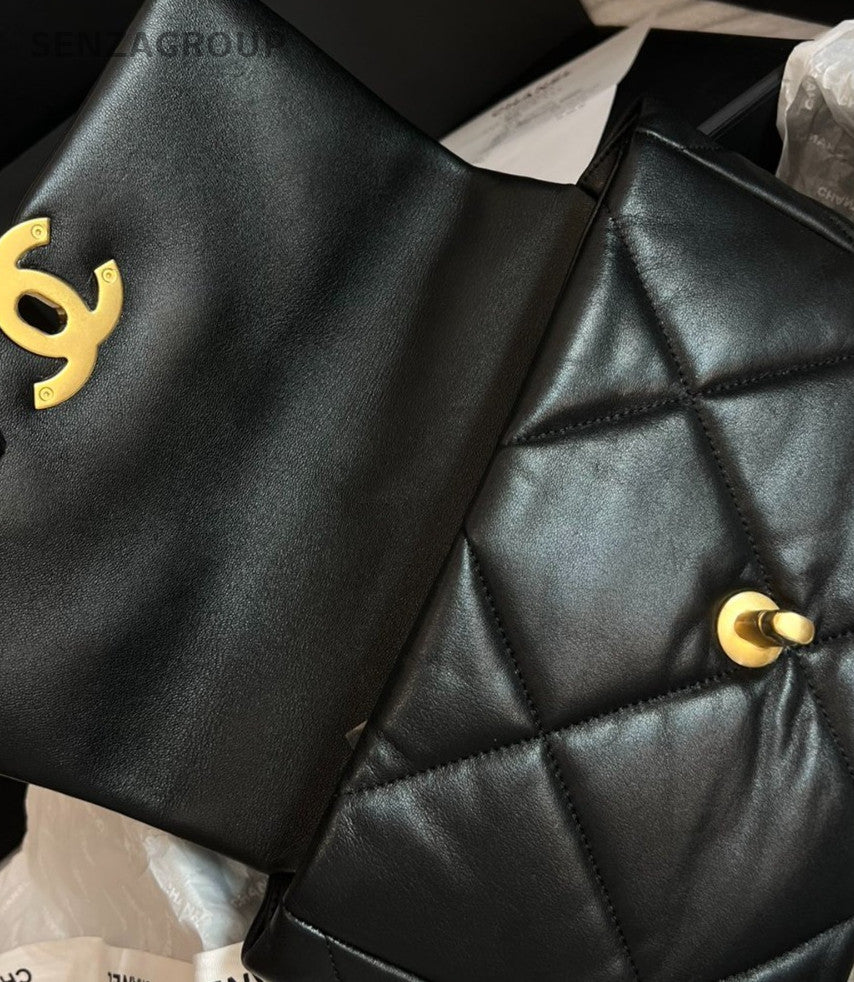 Chanel 19Bag Chain Top Handle Shoulder Bag Crossbody Black Gold Women Classic