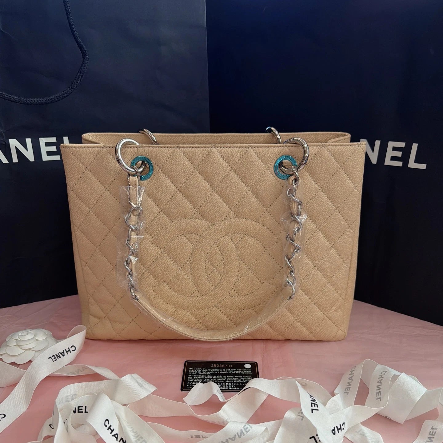 Chanel GST Diamond Chain Shoulder Bag Beige Silver Used Women Classic